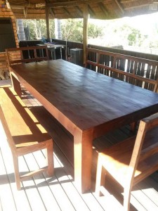 Oregon Table And Benche's